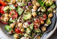 Zesty Lemon Quinoa Salad with Crispy Veggies and Herbs