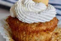 Classic Vanilla Wafer Cupcakes with Creamy Buttercream Frosting
