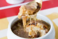 Classic French Onion Soup Made in the Oven: Step-by-Step Recipe