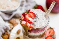 Almond Butter & Jelly Vegan Overnight Oats Recipe
