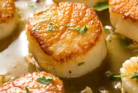 Perfectly Pan-Seared Scallops with Garlic Butter Sauce