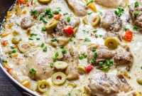 Creamy Garlic Boneless Skinless Chicken Thighs Recipe
