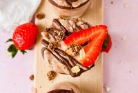 Chocolate-Strawberry Overnight Oats Recipe for Creamy Mornings