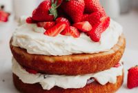 Strawberry-Filled Layer Cake Recipe for Moist, Fruity Dessert