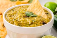 Fresh Homemade Green Salsa Recipe: Tangy Tomatillo Salsa