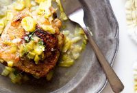 Cider-Braised Chicken with Apples and Thyme
