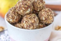 Apple Pie Energy Bites Recipe — No-Bake Snack Balls