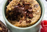 Fluffy 2-Minute Oatmeal Mug Cake — No Flour Mug Cake