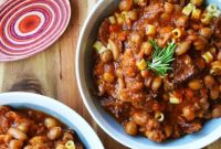 Slow Cooker Pasta e Fagioli with Ham Bone Soup