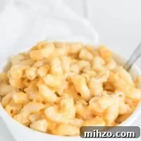 Creamy Slow Cooker Macaroni and Cheese Recipe 11 crockpot mac and cheese
