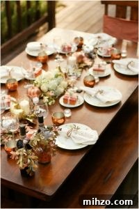 Creative Thanksgiving Table Decoration Ideas for a Memorable Feast 11 Thanksgiving Table Decoration Ideas - Get inspired for Thanksgiving with OVER 20 Thanksgiving table decorations ideas, tablescapes, and centerpieces for your home. So beautiful!