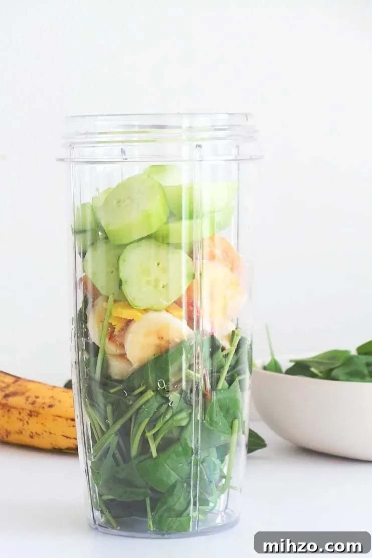 15 Simple Alkaline Diet Recipes for Everyday Meals 3 The best green smoothie ever! This healthy breakfast recipe is made with spinach, banana, ginger and a few other easy to find fruits and vegetables!
