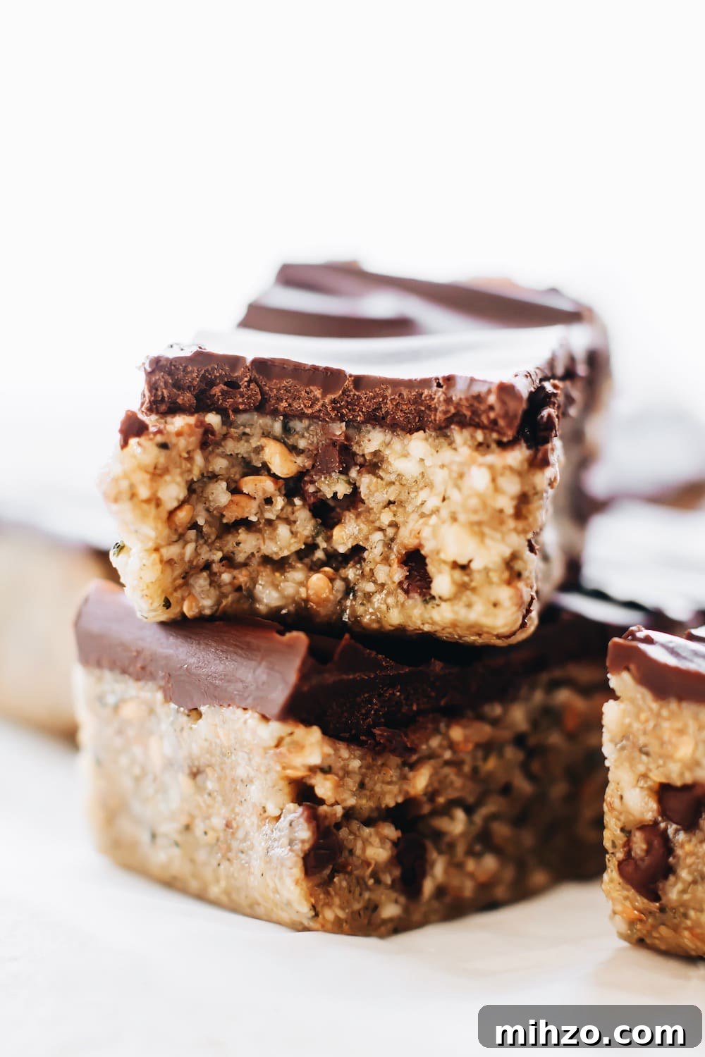 30 High-Protein Vegan Recipes for Muscle and Energy 4 Cookie Dough Protein Bars