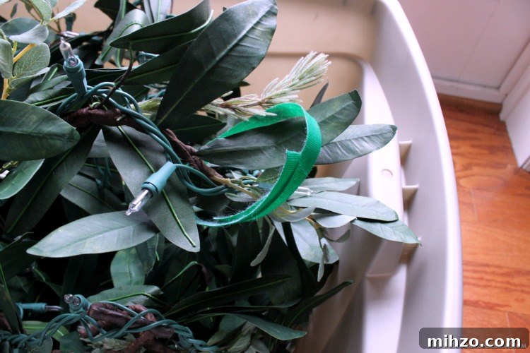 Smart Ways to Store Holiday Garland for Tangle-Free Decor 3 You will love these Easy Ways to Store Christmas Garland that make it simple to put back up for next year! | OHMY-CREATIVE.COM