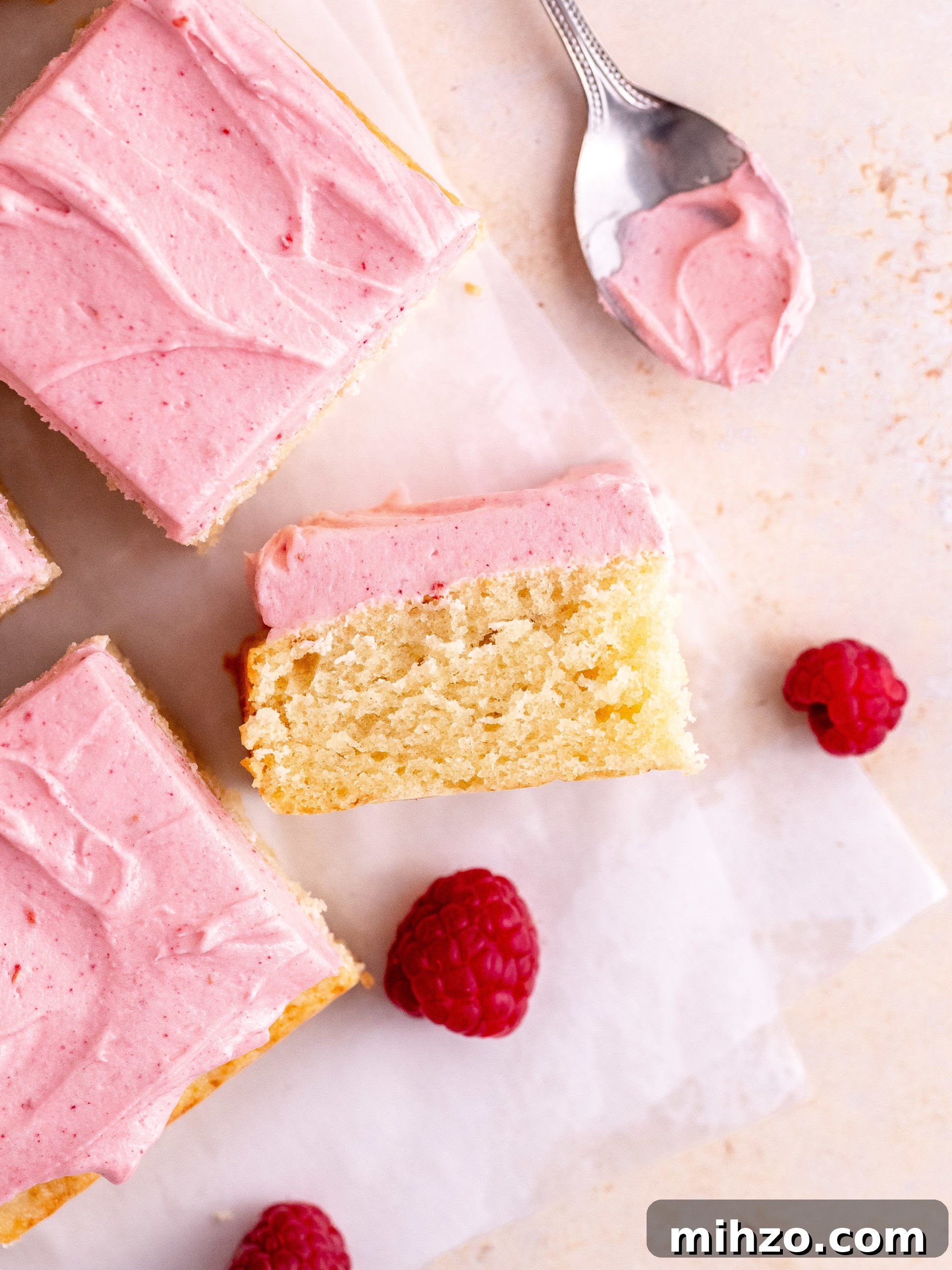 Almond Raspberry Cake