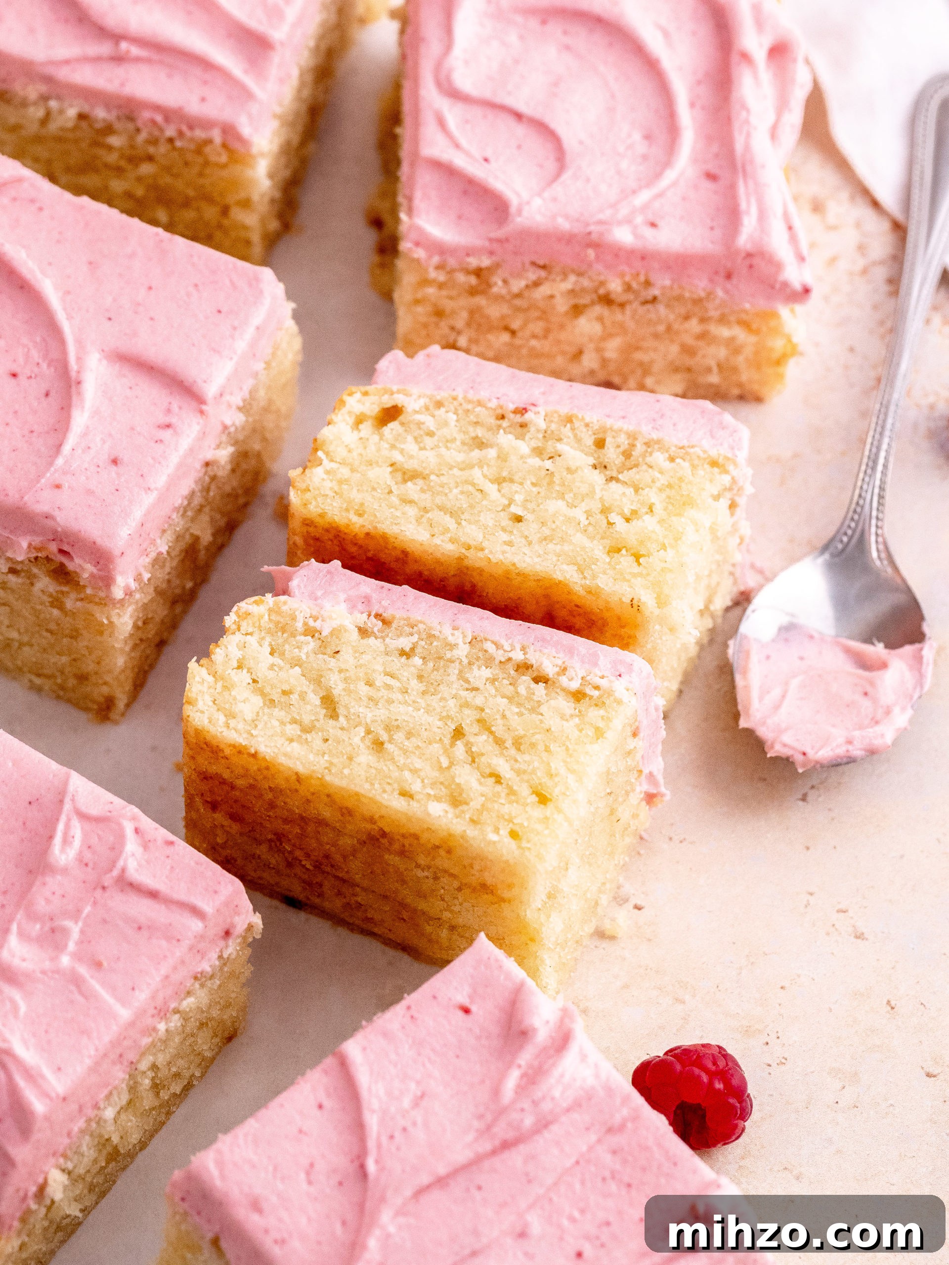 Almond Raspberry Cake