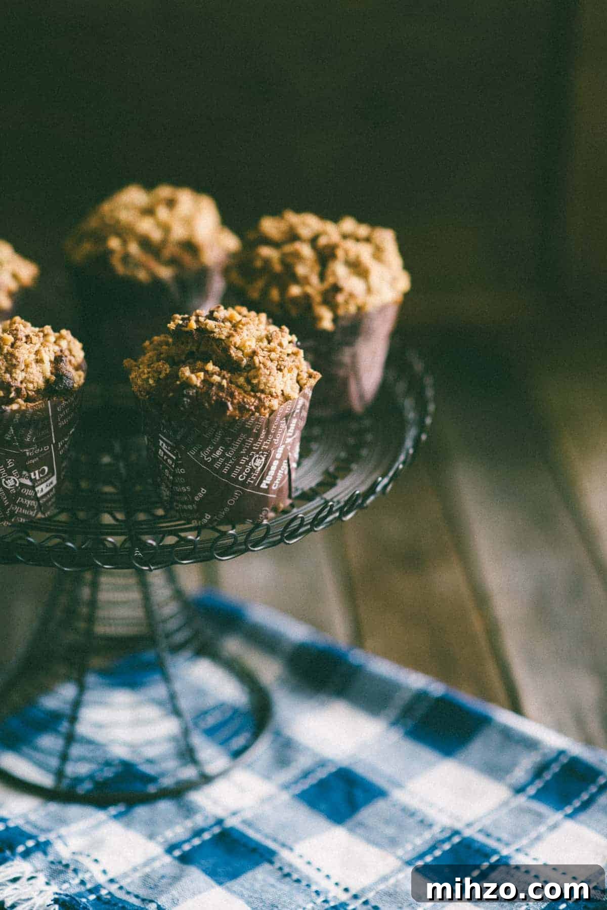 Crunchy Walnut Muffins Recipe for Moist, Nutty Morning Treat 2 walnut muffins recipe