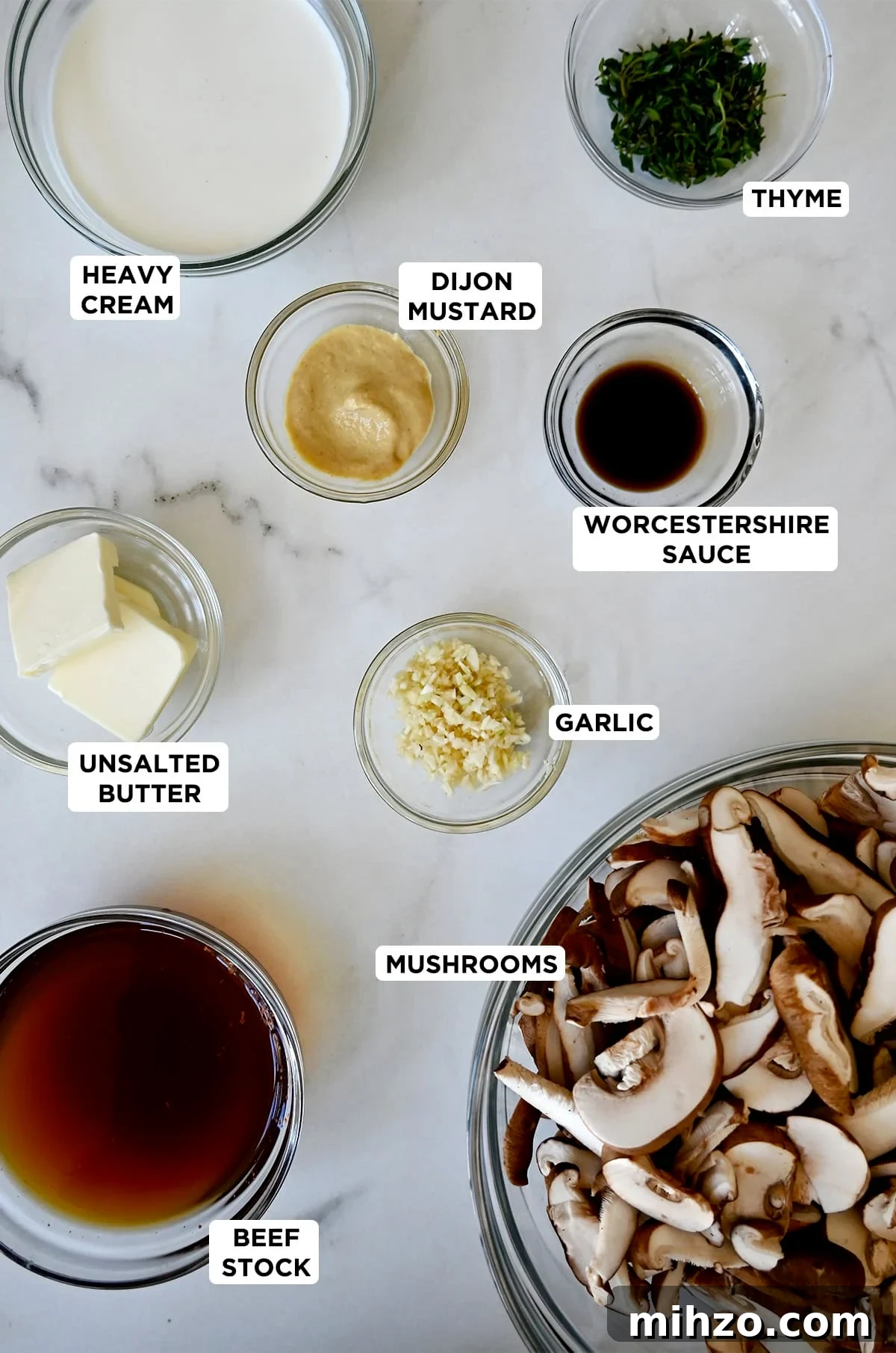 Creamy Garlic Mushroom Sauce for Pasta and Steak 5 Ingredients to make creamy mushroom sauce for steak, chicken, pork and more, in various sizes of glass bowls.