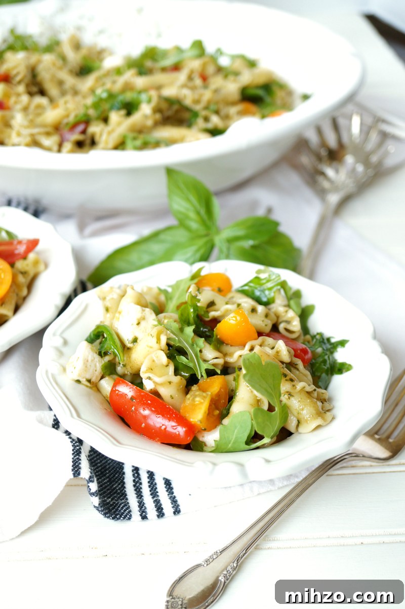 Tomato and Mozzarella Pesto Pasta Salad 4 tomato & mozzarella pesto pasta salad | The Baking Fairy