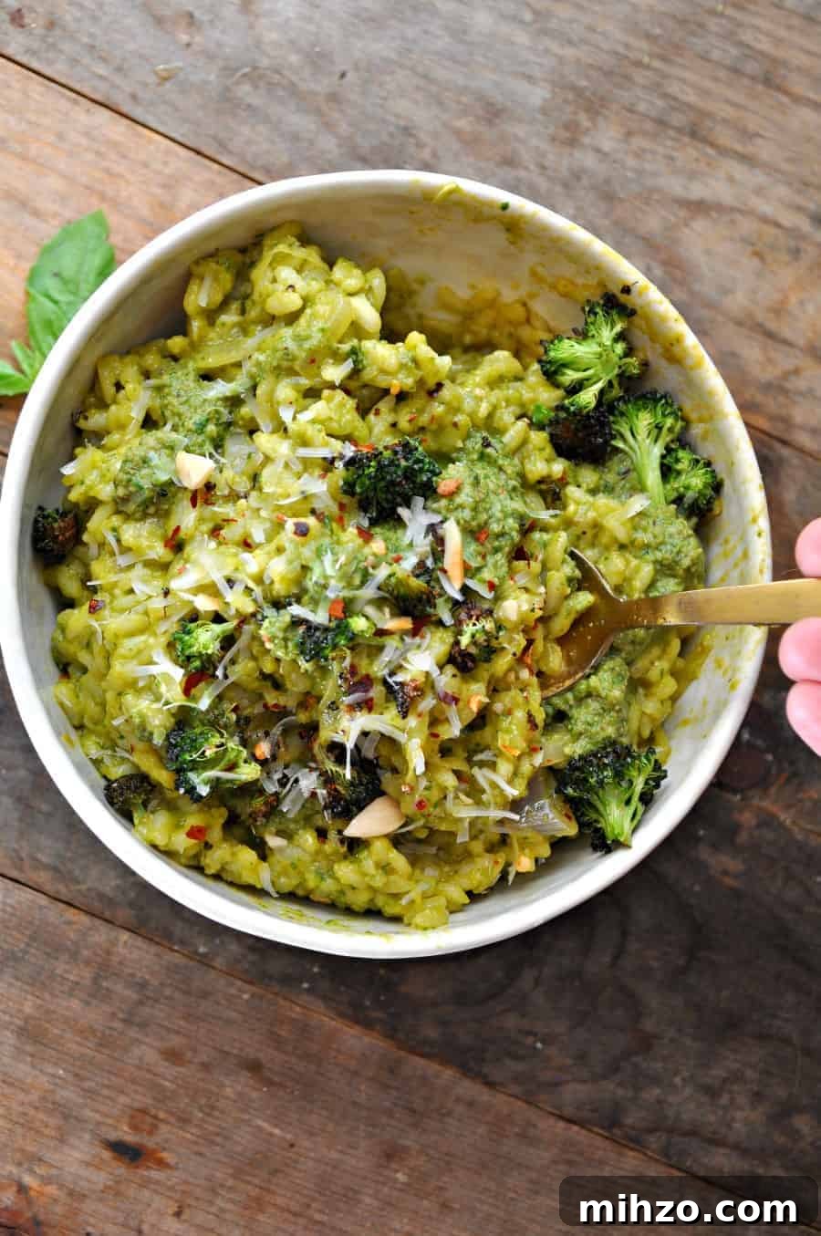 Creamy Vegan Oven Risotto with Basil Pesto 4 img 7422 4