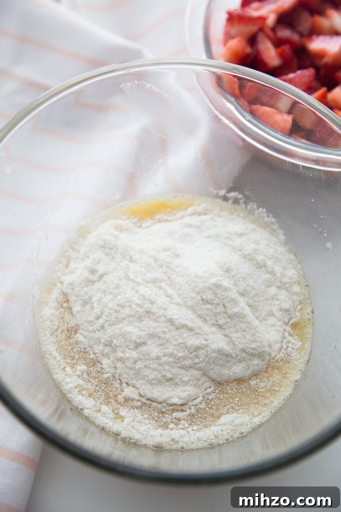 Strawberry Shortcake Recipe with Fresh Strawberries and Light Cream 6 Coconut flour baking
