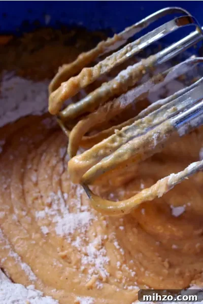 Perfect Homemade Pumpkin Roll Cake Recipe for Fall Guests 3 cake ingredients