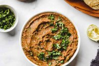 Creamy Vegan Refried Bean Dip Recipe